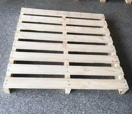 托盘的种类:钢制托盘，木托盘，塑料托盘，堆垛架，物料框